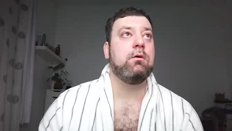 Snapshot of brucemf chatting on November 20, 2025, 9:03 pm Bruce online show from November 20, 2025, 9:03 pm