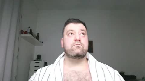 Snapshot of brucemf chatting on February 16, 2026, 6:26 pm Bruce online show from February 16, 2026, 6:26 pm