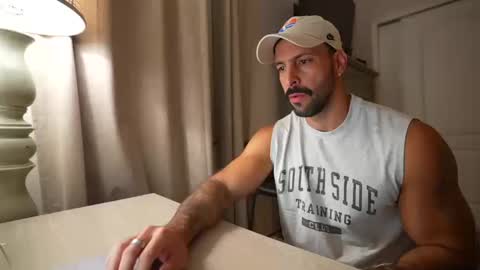 Snapshot of brucestryker chatting on October 14, 2025, 4:02 am onlyfans BRUCESTRYKER online show from October 14, 2025, 4:02 am