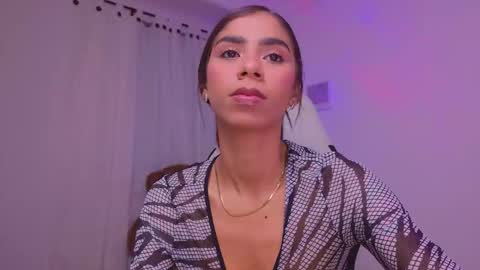 Snapshot of brunetteadams001 chatting on February 3, 2026, 5:05 am SARAH online show from February 3, 2026, 5:05 am