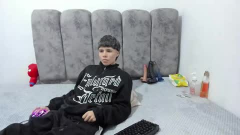 Bruno Cruz online show from June 18, 2026, 2:01 am