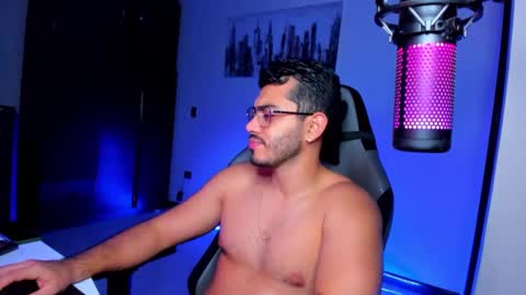 Snapshot of bruno_diaz31 chatting on January 4, 2025, 4:12 am Bruno online show from January 4, 2025, 4:12 am