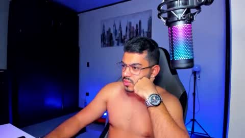 Snapshot of bruno_diaz31 chatting on January 25, 2025, 12:16 pm Bruno online show from January 25, 2025, 12:16 pm