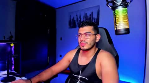 Snapshot of bruno_diaz31 chatting on March 4, 2025, 4:17 am Bruno online show from March 4, 2025, 4:17 am