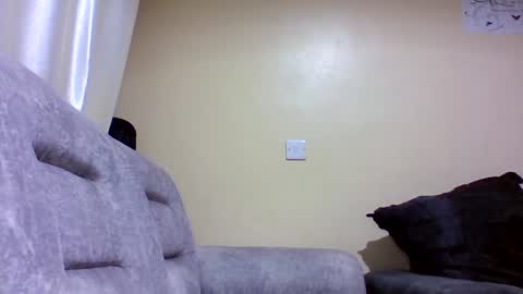 brucedarling online show from March 2, 2025, 12:01 pm