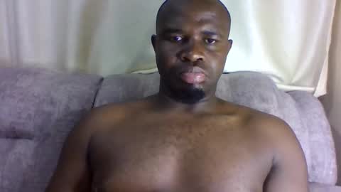 brucedarling online show from May 19, 2026, 3:35 am
