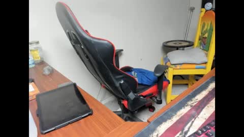 BRUTALMASTER1983 online show from December 4, 2024, 7:28 am