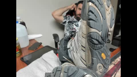 BRUTALMASTER1983 online show from December 24, 2024, 6:00 am