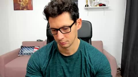 Brutus K online show from December 4, 2024, 7:50 am