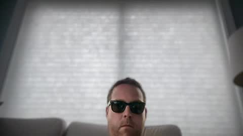 Snapshot of brwrhc87 chatting on June 20, 2026, 6:22 pm brwrhc87 online show from June 20, 2026, 6:22 pm