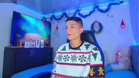 Snapshot of bryam_hot chatting on December 3, 2024, 12:13 am BRYAM INDEPENDENT MODEL online show from December 3, 2024, 12:13 am