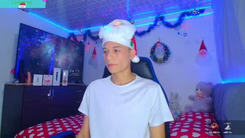 Snapshot of bryam_hot chatting on December 5, 2024, 12:08 am BRYAM INDEPENDENT MODEL online show from December 5, 2024, 12:08 am