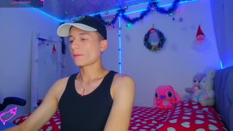 Snapshot of bryam_hot chatting on December 29, 2024, 1:13 am BRYAM INDEPENDENT MODEL online show from December 29, 2024, 1:13 am