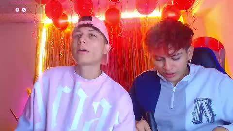 Snapshot of bryam_hot chatting on October 1, 2025, 1:22 am BRYAM INDEPENDENT MODEL online show from October 1, 2025, 1:22 am