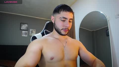 Snapshot of bryan_oficials chatting on December 30, 2024, 12:00 am bryan_oficials online show from December 30, 2024, 12:00 am