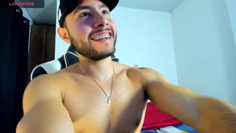 Snapshot of bryan_oficials chatting on October 11, 2025, 3:28 am bryan_oficials online show from October 11, 2025, 3:28 am