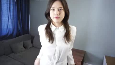 Kate online show from May 21, 2026, 12:23 pm
