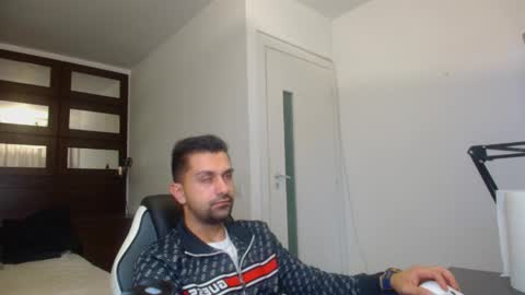 BryceReign online show from April 8, 2026, 4:45 am