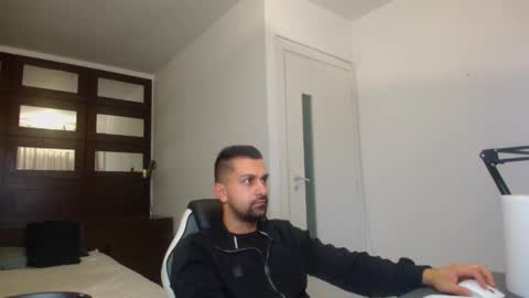 BryceReign online show from April 20, 2026, 4:26 am