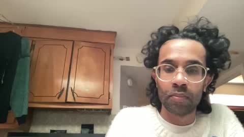 Snapshot of bttmwes chatting on November 8, 2025, 7:45 pm Bottom Wes online show from November 8, 2025, 7:45 pm