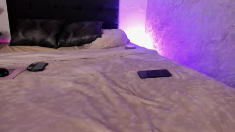 Bubbalo  online show from November 5, 2025, 2:33 am