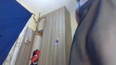 bubblebun_1 online show from April 17, 2026, 6:22 pm