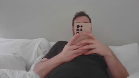 Snapshot of bubblensuck13 chatting on February 3, 2026, 10:42 am bubblensuck13 online show from February 3, 2026, 10:42 am