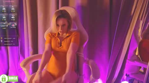 bubbling_crush online show from January 27, 2025, 12:22 am