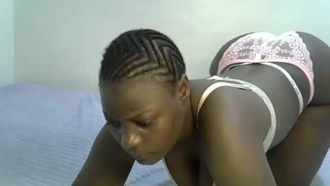 bubbly_ass30 online show from March 12, 2026, 12:22 pm