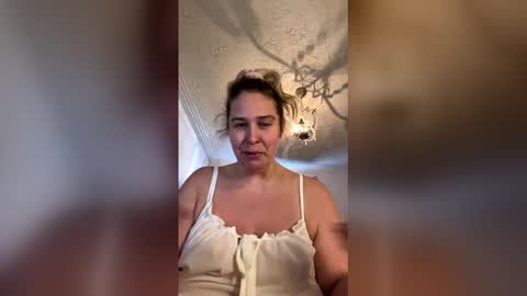 Snapshot of bubblya chatting on February 9, 2026, 5:17 pm bubblya online show from February 9, 2026, 5:17 pm