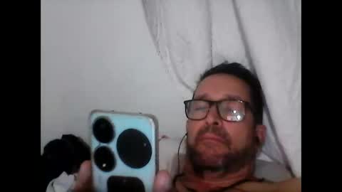 buchs32 online show from November 3, 2025, 5:20 am