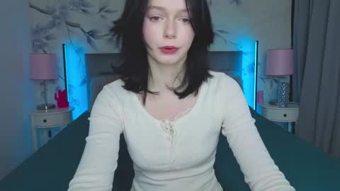 Snapshot of bucks_bunnyy chatting on February 3, 2026, 10:15 pm Leona online show from February 3, 2026, 10:15 pm