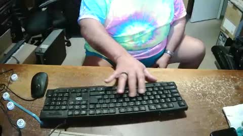 Bucku2 online show from November 27, 2025, 1:57 pm