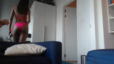 Snapshot of buddiup2 chatting on December 8, 2024, 9:02 am buddiup2 online show from December 8, 2024, 9:02 am