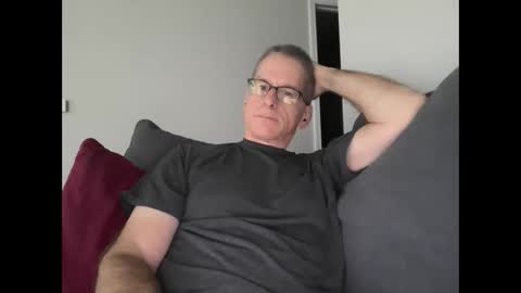 budman004 online show from September 26, 2025, 7:51 pm