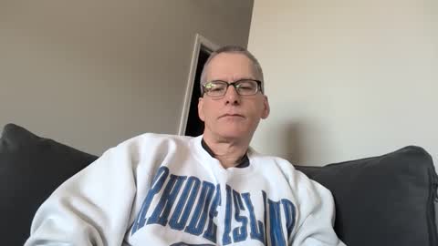 Snapshot of budman004 chatting on March 1, 2026, 5:37 pm budman004 online show from March 1, 2026, 5:37 pm