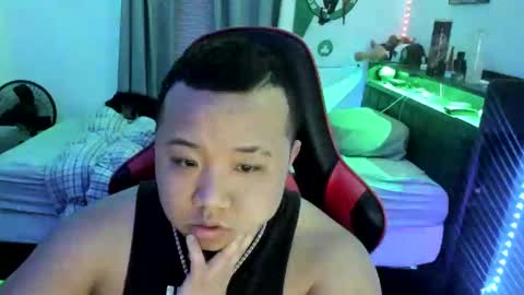 buffsexyman24 online show from February 22, 2025, 1:33 am