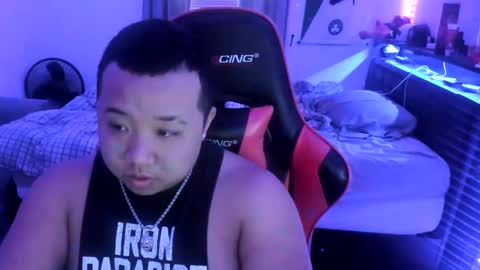 buffsexyman24 online show from March 5, 2025, 10:10 pm