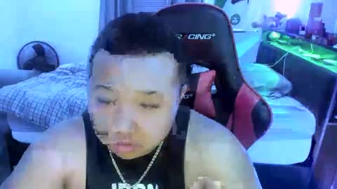 buffsexyman24 online show from March 6, 2025, 1:37 am