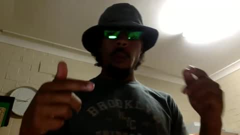 Snapshot of bulaboy27 chatting on January 4, 2025, 9:43 am meaty man online show from January 4, 2025, 9:43 am