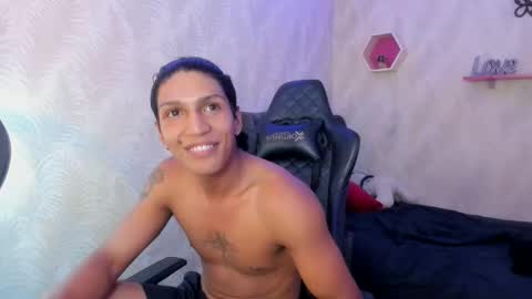 bull_cam online show from November 20, 2025, 6:40 pm