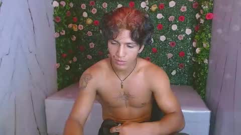 bull_cam online show from December 20, 2025, 2:24 pm