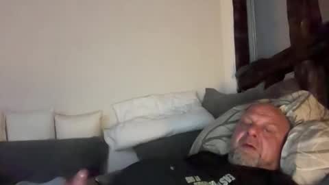 bungo78 online show from April 19, 2026, 6:54 pm