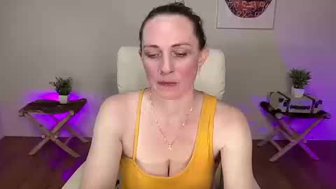 BUNNIE and THE DUDE TheLebowskis online show from October 12, 2025, 4:55 am