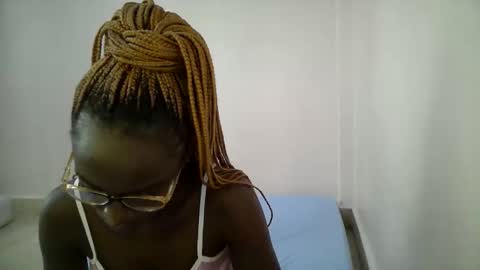 bunny_bliss1 online show from May 16, 2026, 9:06 am