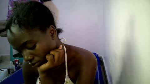 bunny_bliss1 online show from June 30, 2026, 2:29 pm