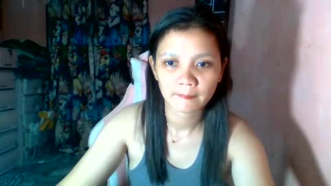 bunny_flower18 online show from May 25, 2026, 11:38 am