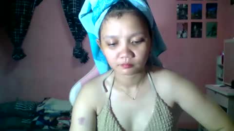bunny_flower18 online show from May 28, 2026, 12:46 pm