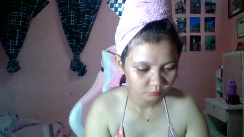 bunny_flower18 online show from May 29, 2026, 9:40 am