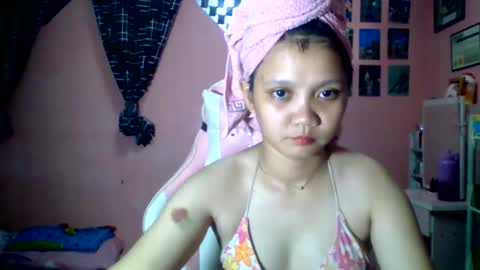 bunny_flower18 online show from May 31, 2026, 11:06 am